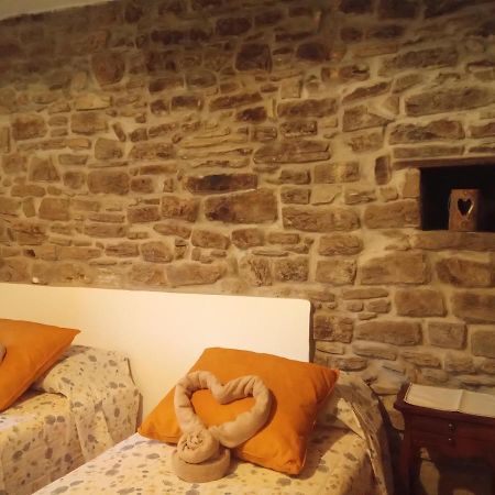 Agriturismo Il Regno Del Marrone Castel del Rio Dış mekan fotoğraf